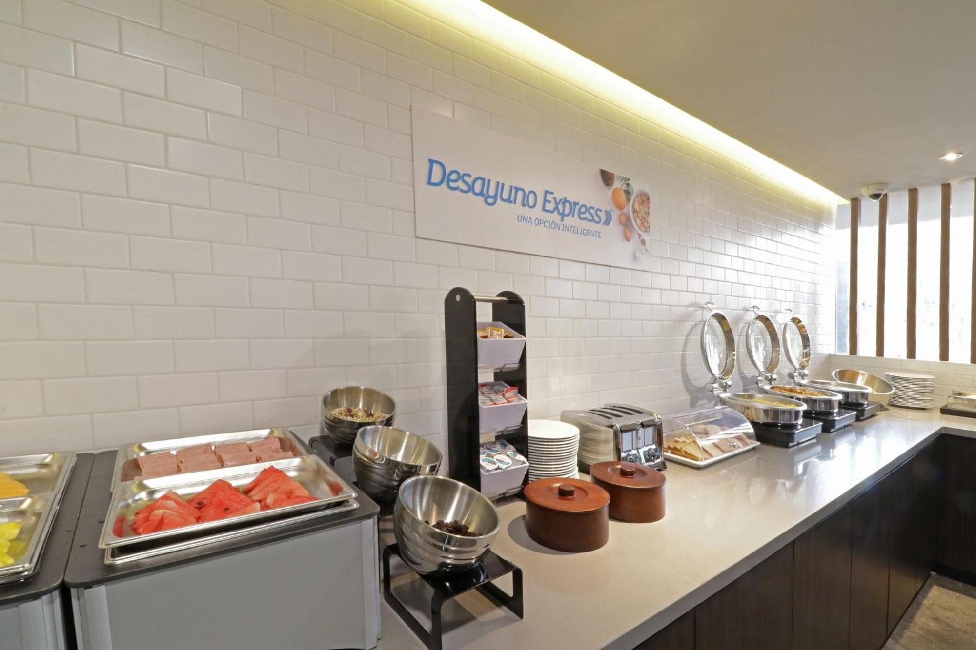 Holiday Inn Express & Suites Monterrey Valle By Ihg San Pedro Garza Garcia Eksteriør bilde