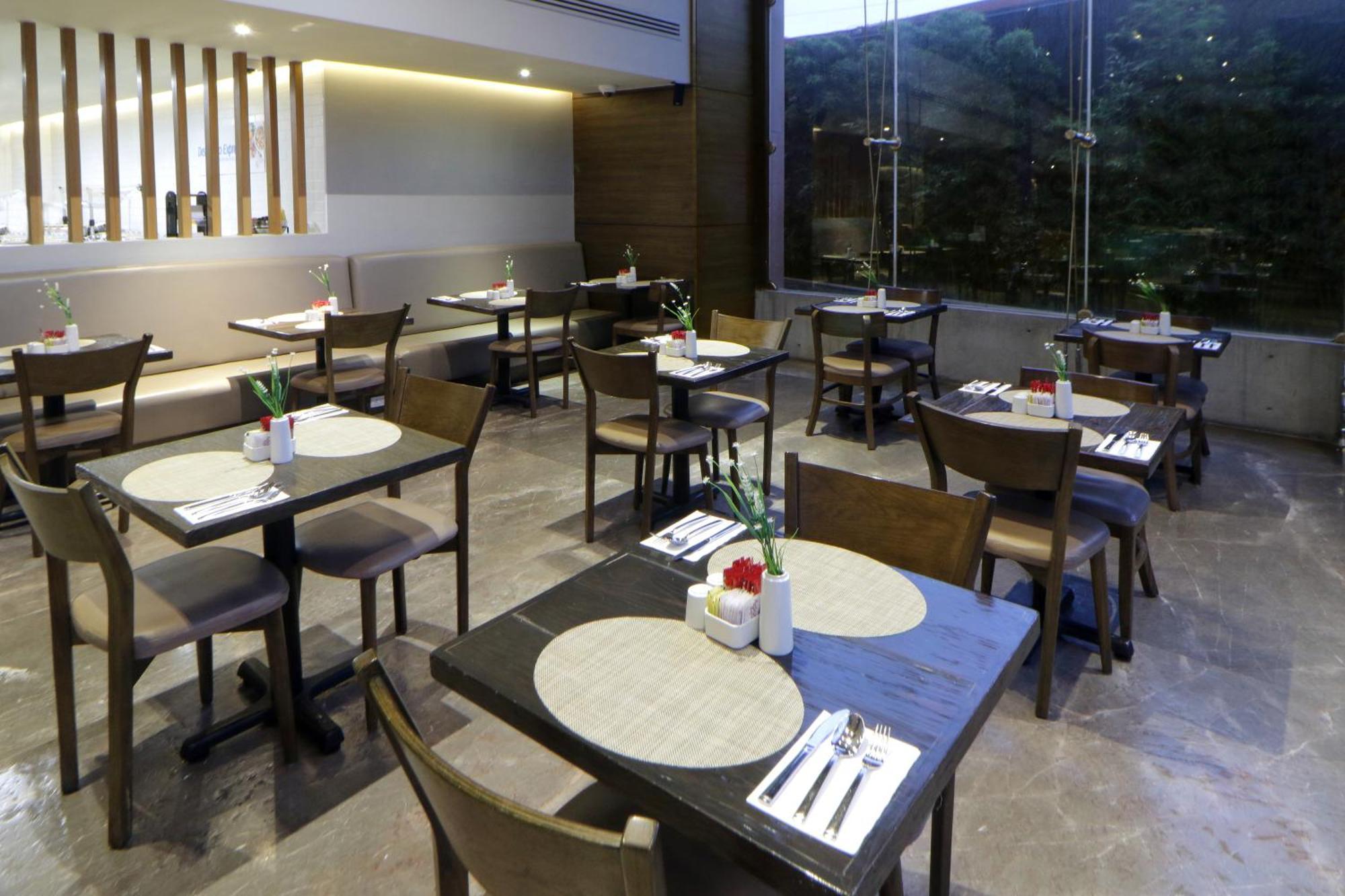 Holiday Inn Express & Suites Monterrey Valle By Ihg San Pedro Garza Garcia Eksteriør bilde